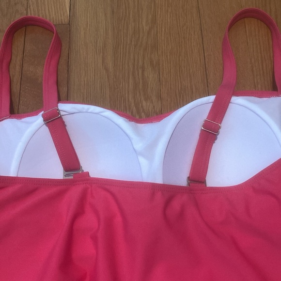 NWT Nicole Miller Studio two piece tankini set in azalea pink - Picture 6 of 16